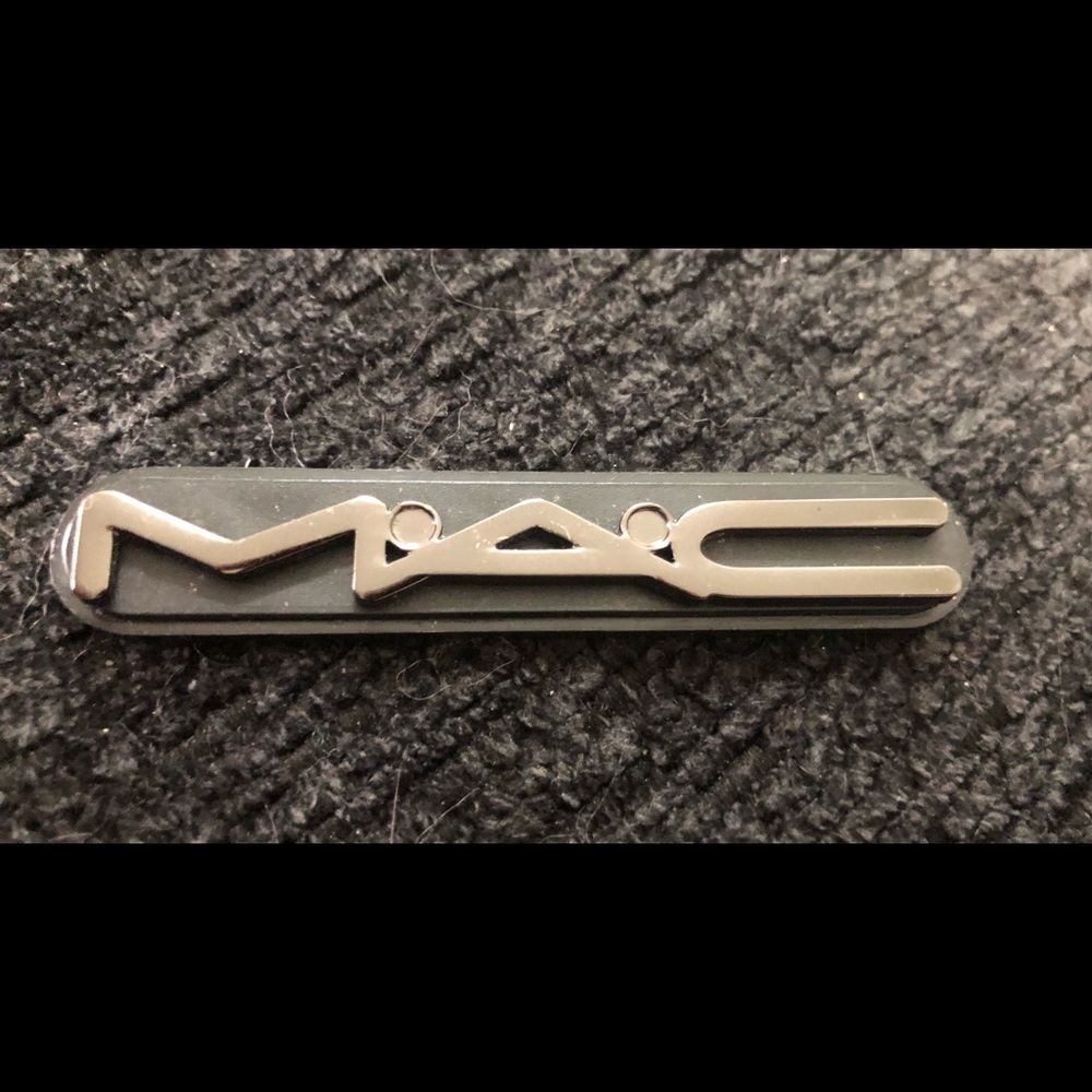 MAC *RARE* Magnetic Tag - Picture 2 of 3